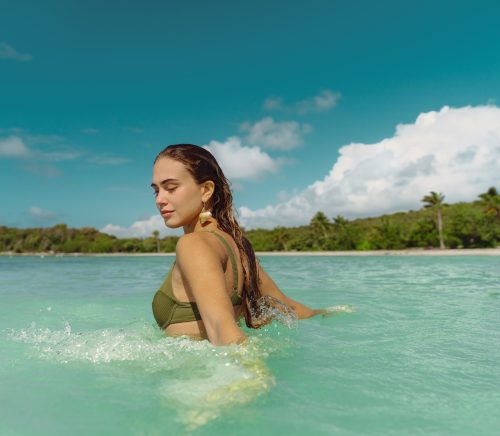 Experience in Puerto Rico girl in ocean