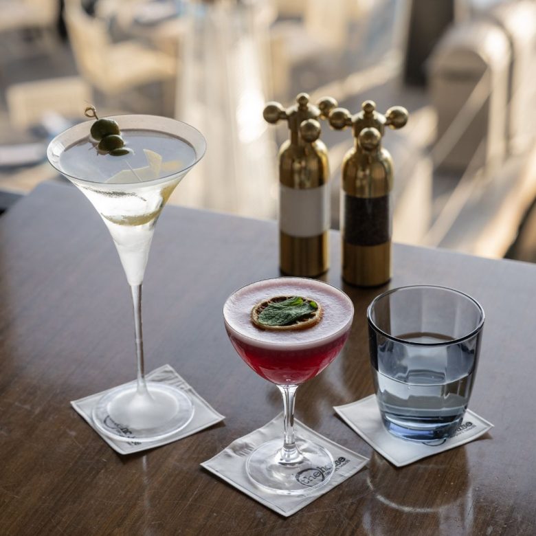 Cocktails at thehouse in Newport Beach